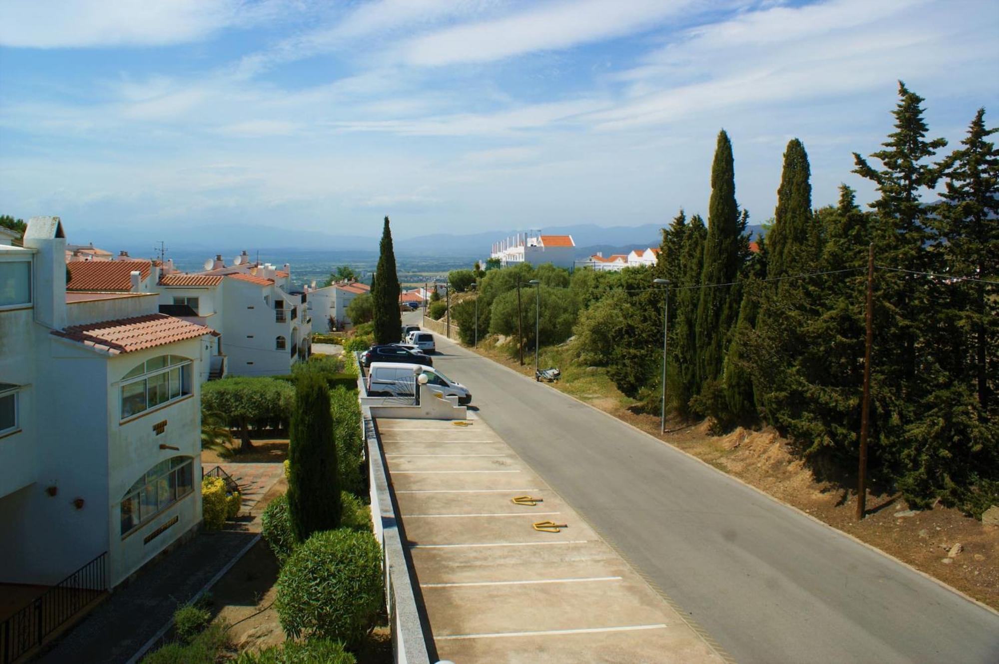 Apartamento En Roses Parking Y Piscina Comunitaria Av-54 Bagian luar foto