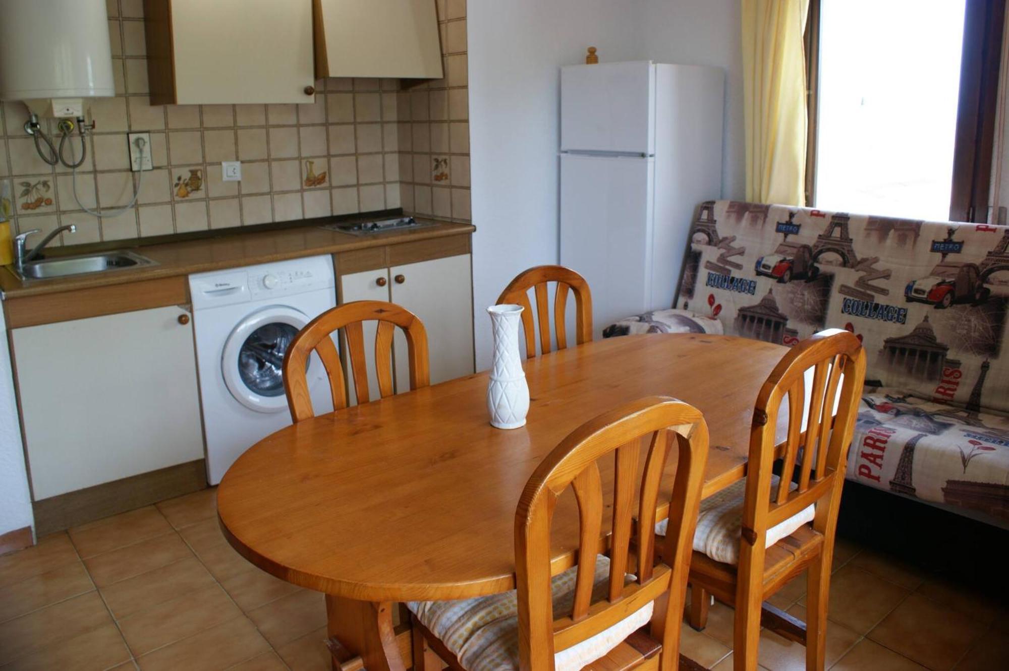 Apartamento En Roses Parking Y Piscina Comunitaria Av-54 Bagian luar foto